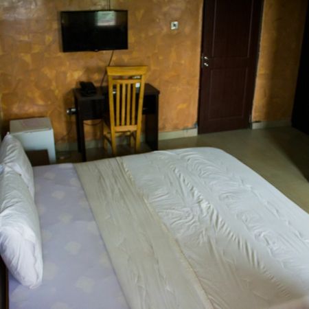 Glasshouse Hotel And Suites Lagos Eksteriør billede